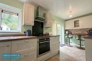7. Kitchen- click for photo gallery